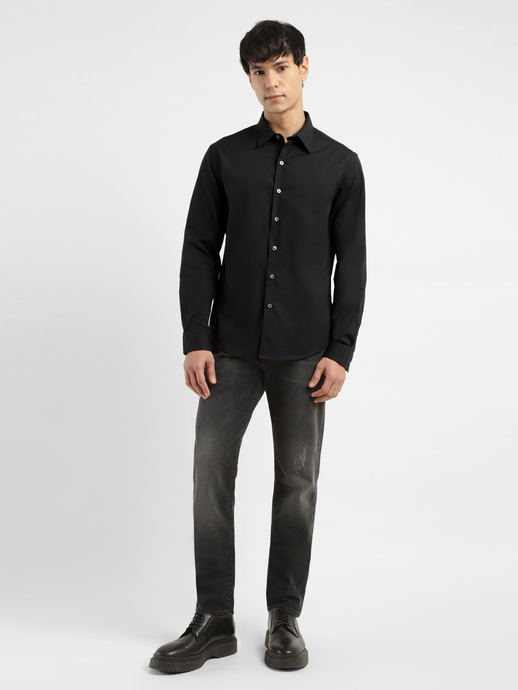 Men's Redloop Solid Spread Collar Shirt - 3a5c283d-dbd5-481e-8c0a-45a55313ea4e View