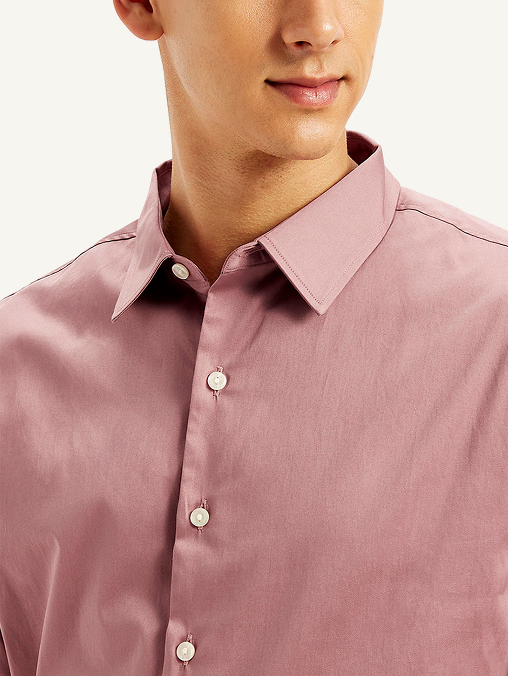 Men's Redloop Solid Slim Fit Shirt - Detail View