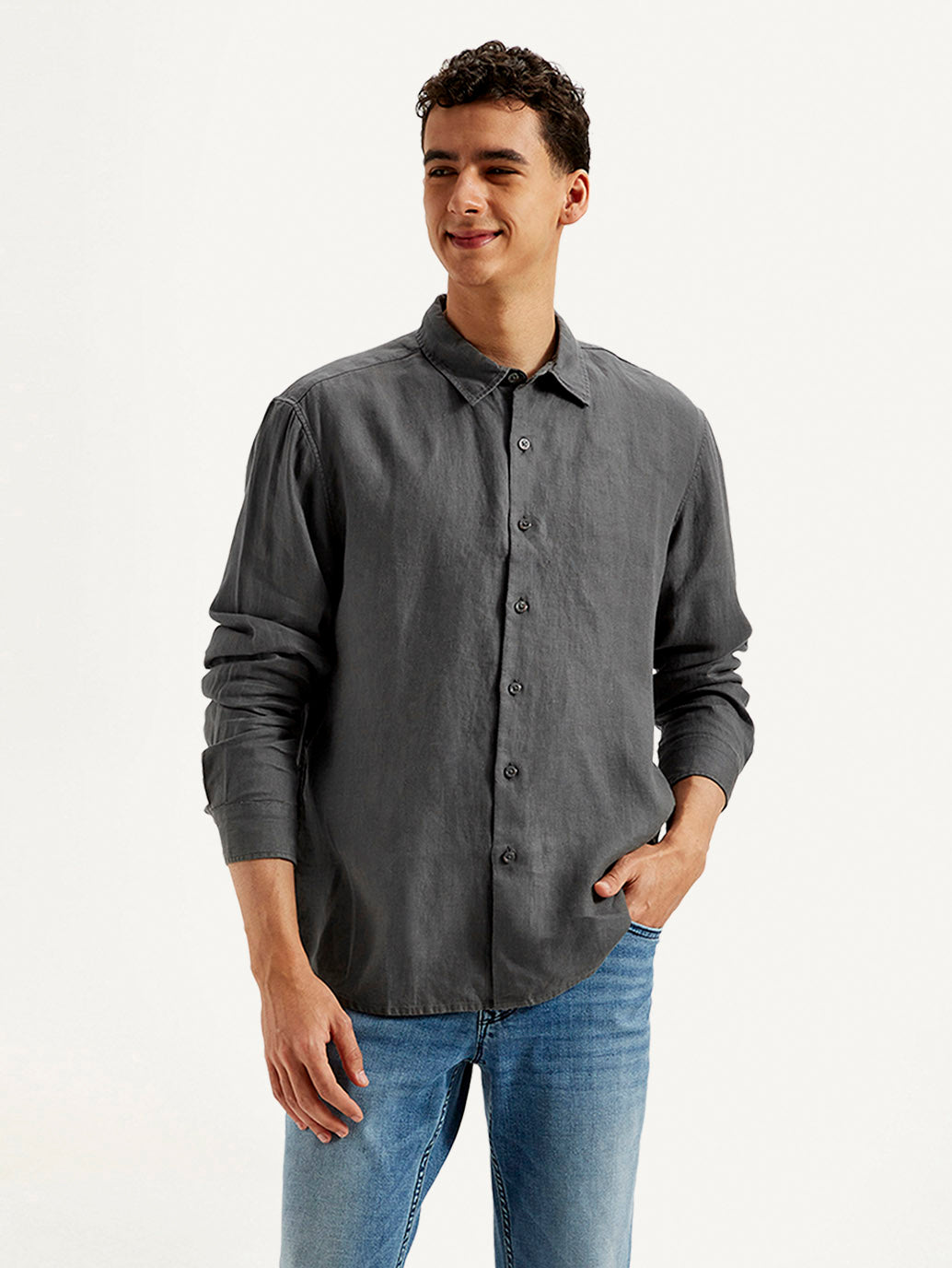 Men's Redloop Solid Slim Fit Linen Shirt - Front View