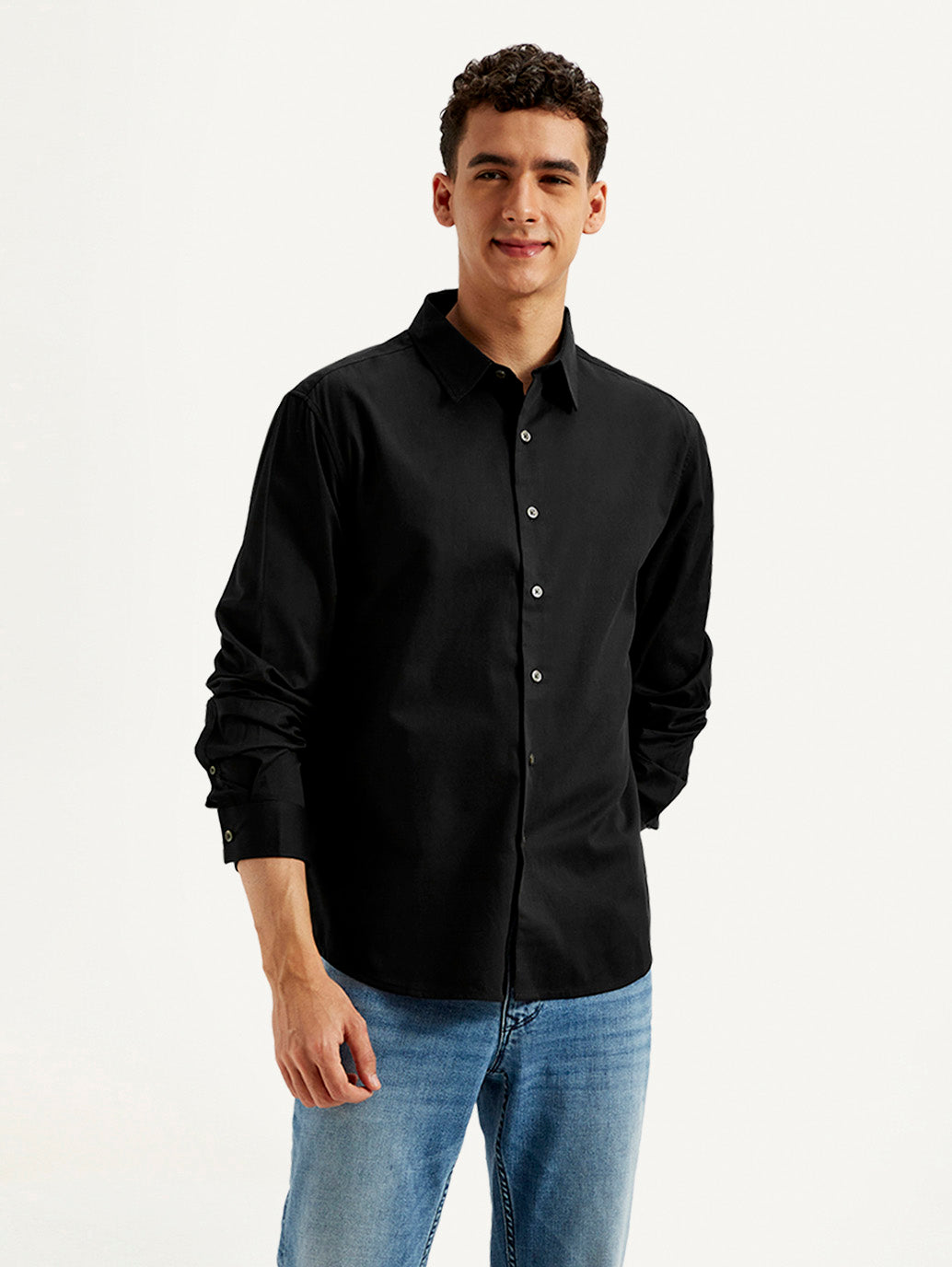 Men's Redloop Solid Slim Fit Shirt - Front View