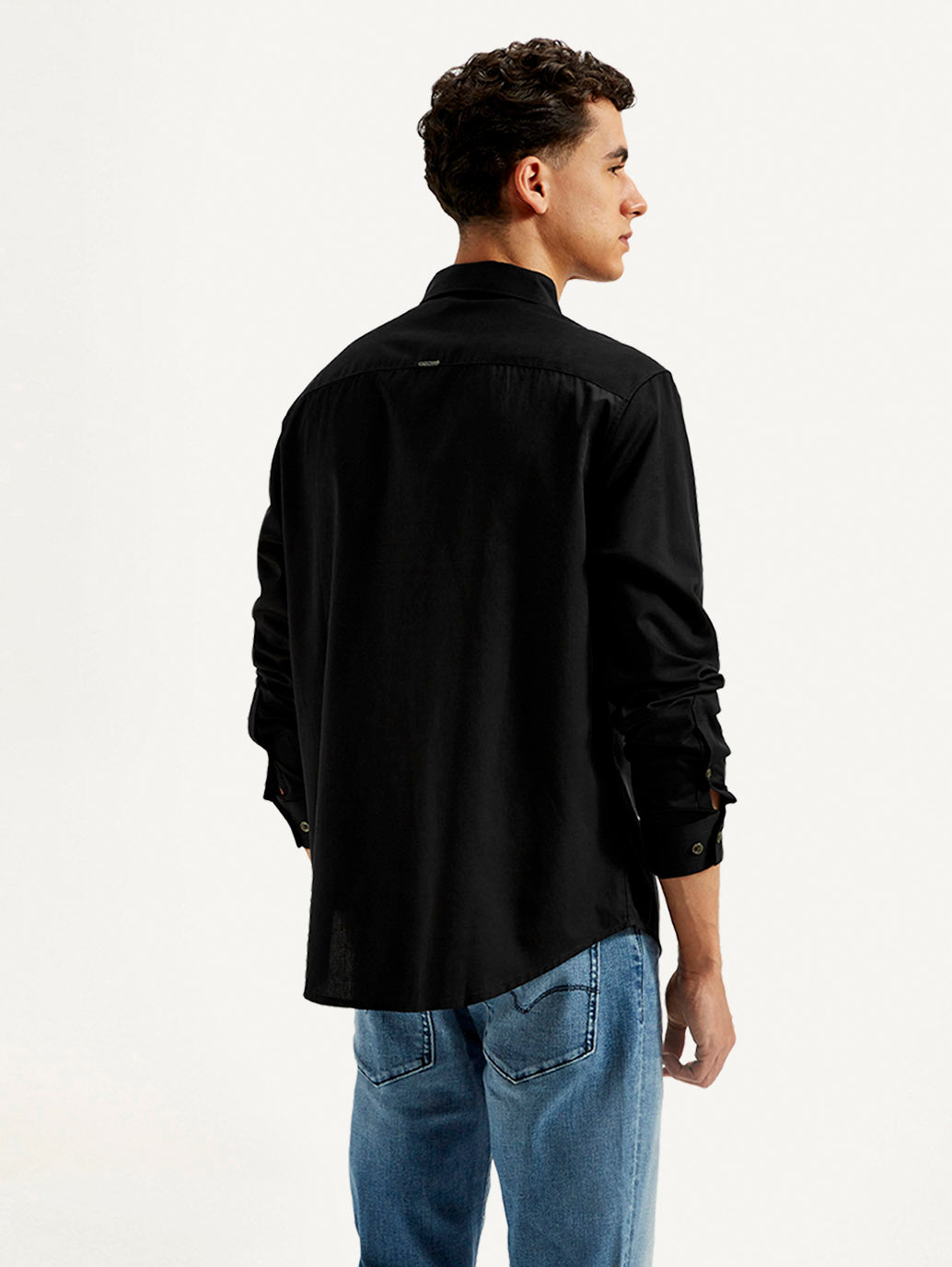Men's Redloop Solid Slim Fit Shirt - Back View