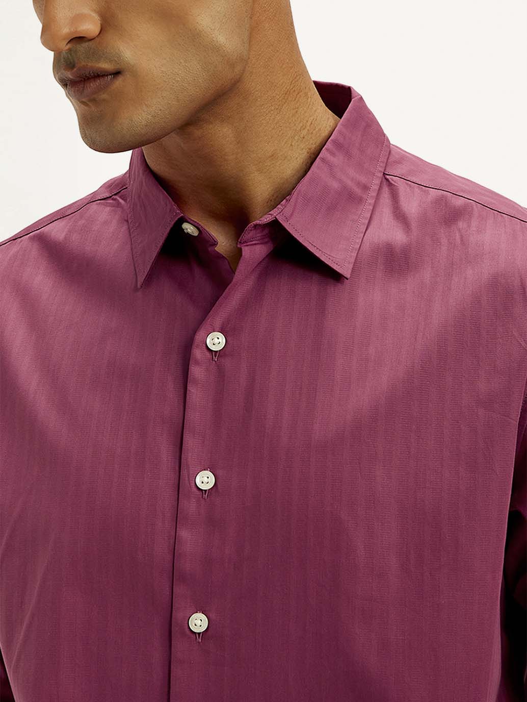 Men's Redloop Striped Slim Fit Shirt - Detail View