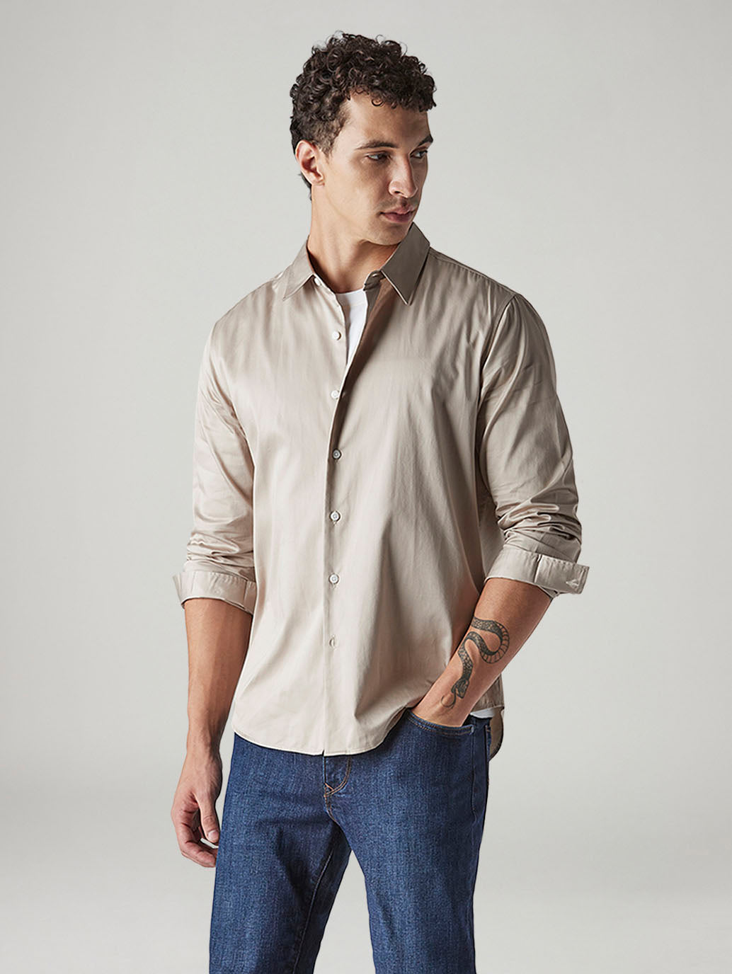 Men's Solid Slim Fit Poplin Redloop Shirt