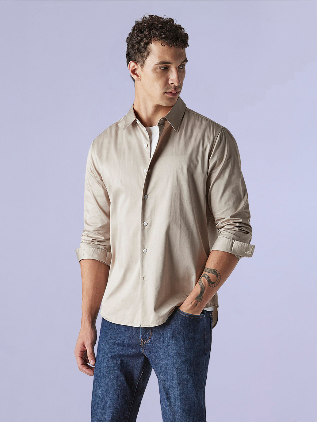Men's Solid Slim Fit Poplin Redloop Shirt