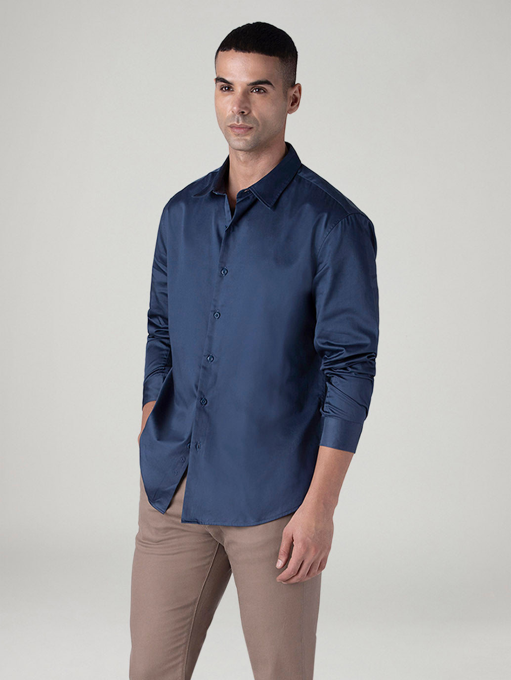 Men's Solid Slim Fit Redloop Shirt