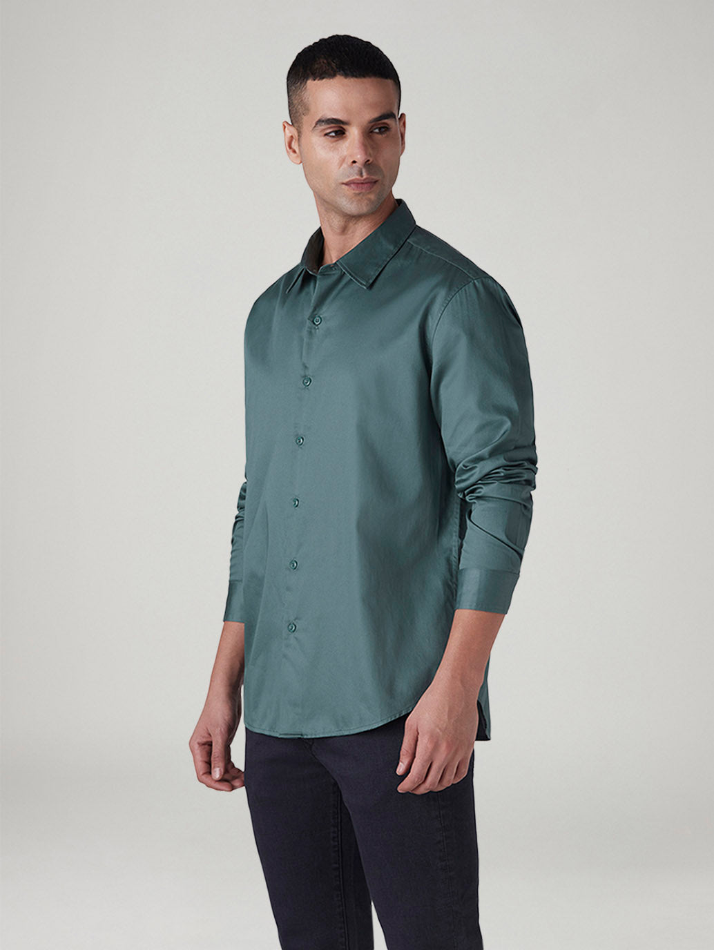 Men's Solid Slim Fit Redloop Shirt - 20 View