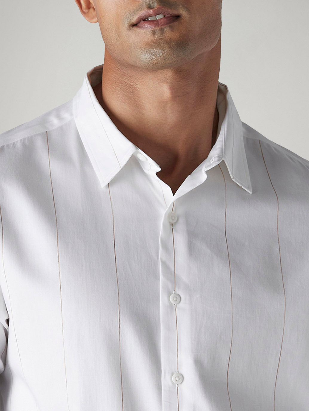 Men's Striped Slim Fit Redloop Poplin Shirt - Detail View