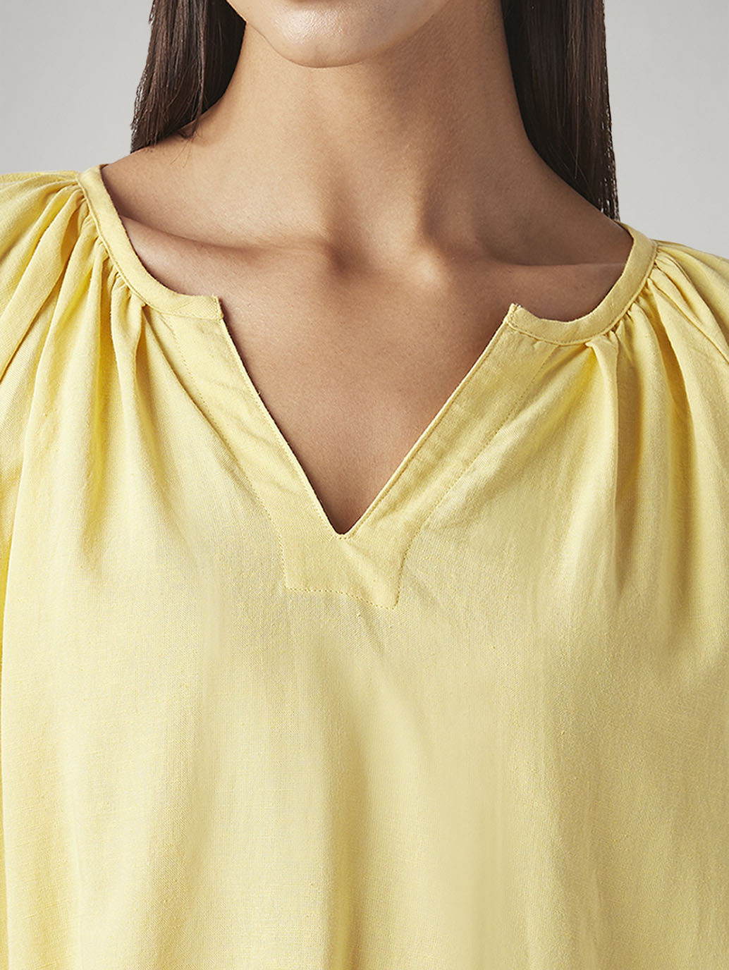 Women's Solid Regular Fit Linen Top - Detail View