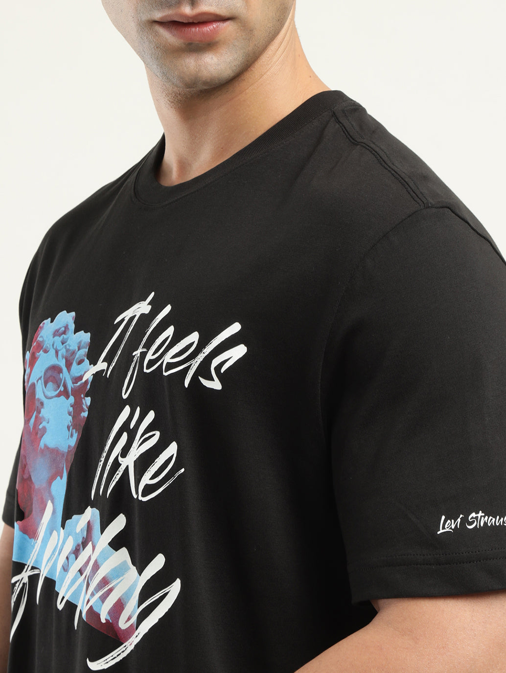 Men's Graphic Print Crew Neck T-shirt - Detail View
