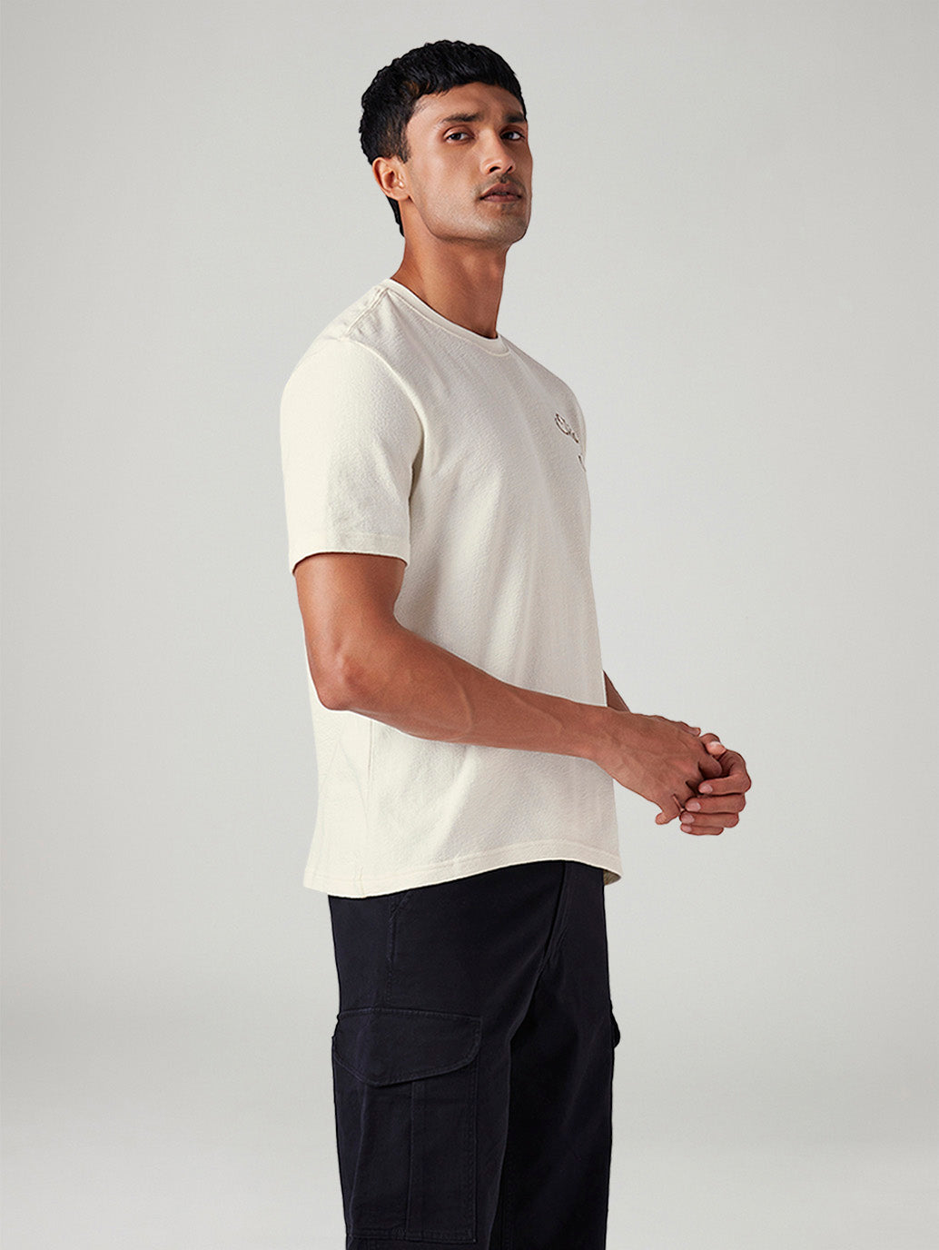 Men's Solid Regular Fit Textured T-Shirt - Side View