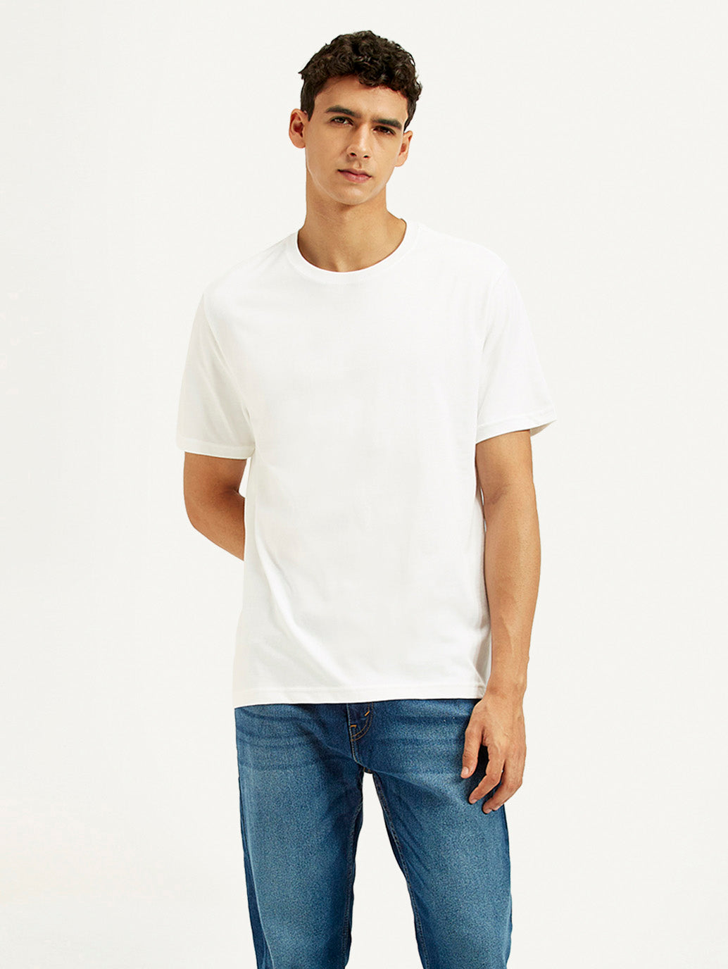 Men's Solid Crew Neck T-shirt - Styleshot View