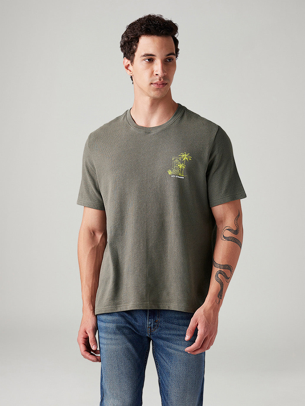 Men's Graphic Print Regular Fit T-Shirt - Front View