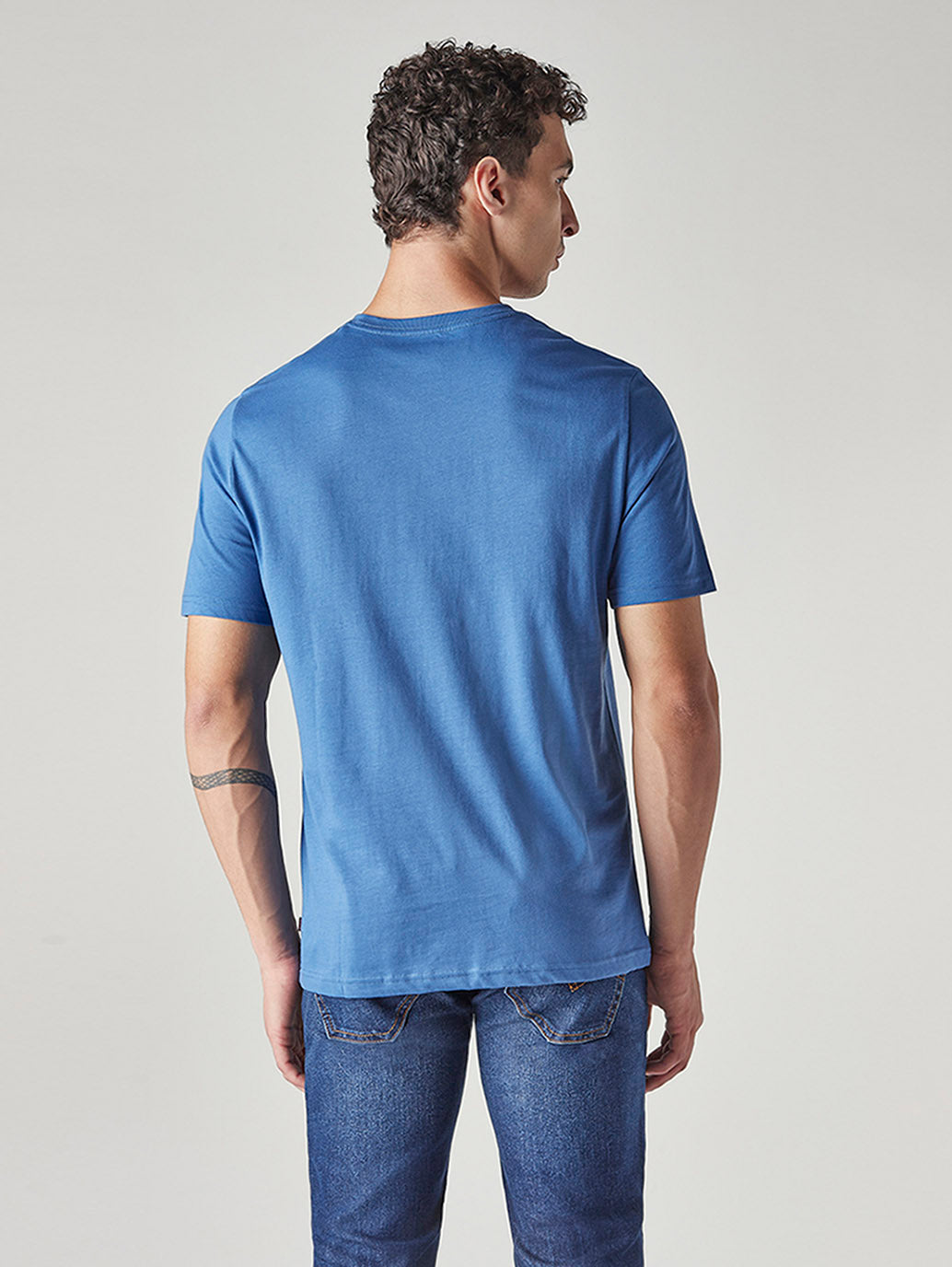 Men's Solid Regular Fit Jersey T-Shirt - Back View