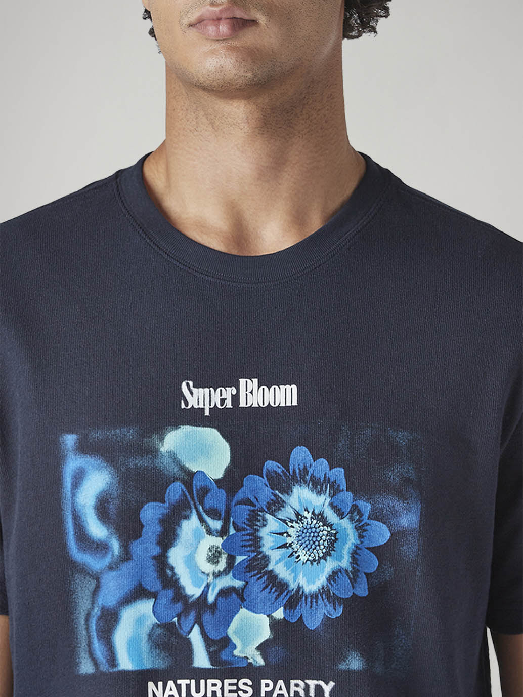 Men's Graphic Print Regular Fit Textured T-Shirt - 20 View