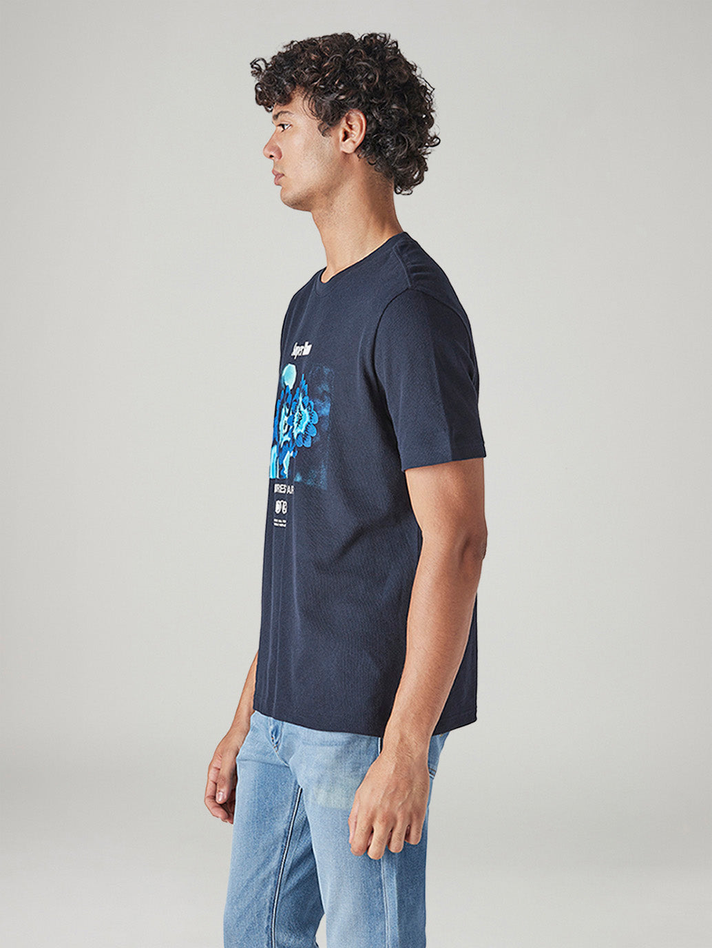 Men's Graphic Print Regular Fit Textured T-Shirt - Side View