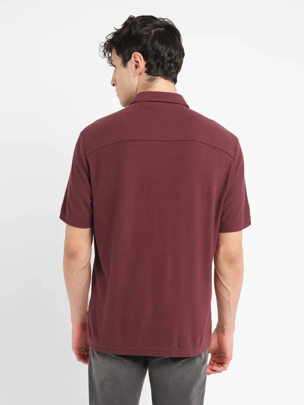 Men's Solid Slim Fit Shirt - 05ab30df-0a6c-4c65-ad57-8ee3471f1cc4 View
