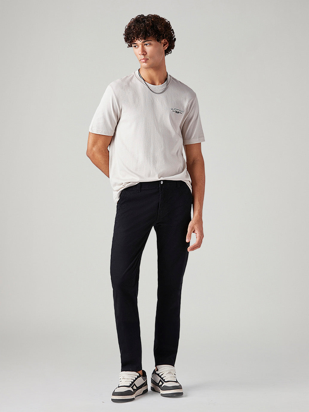 Men's 511 Black Slim Fit Mid Rise Chinos