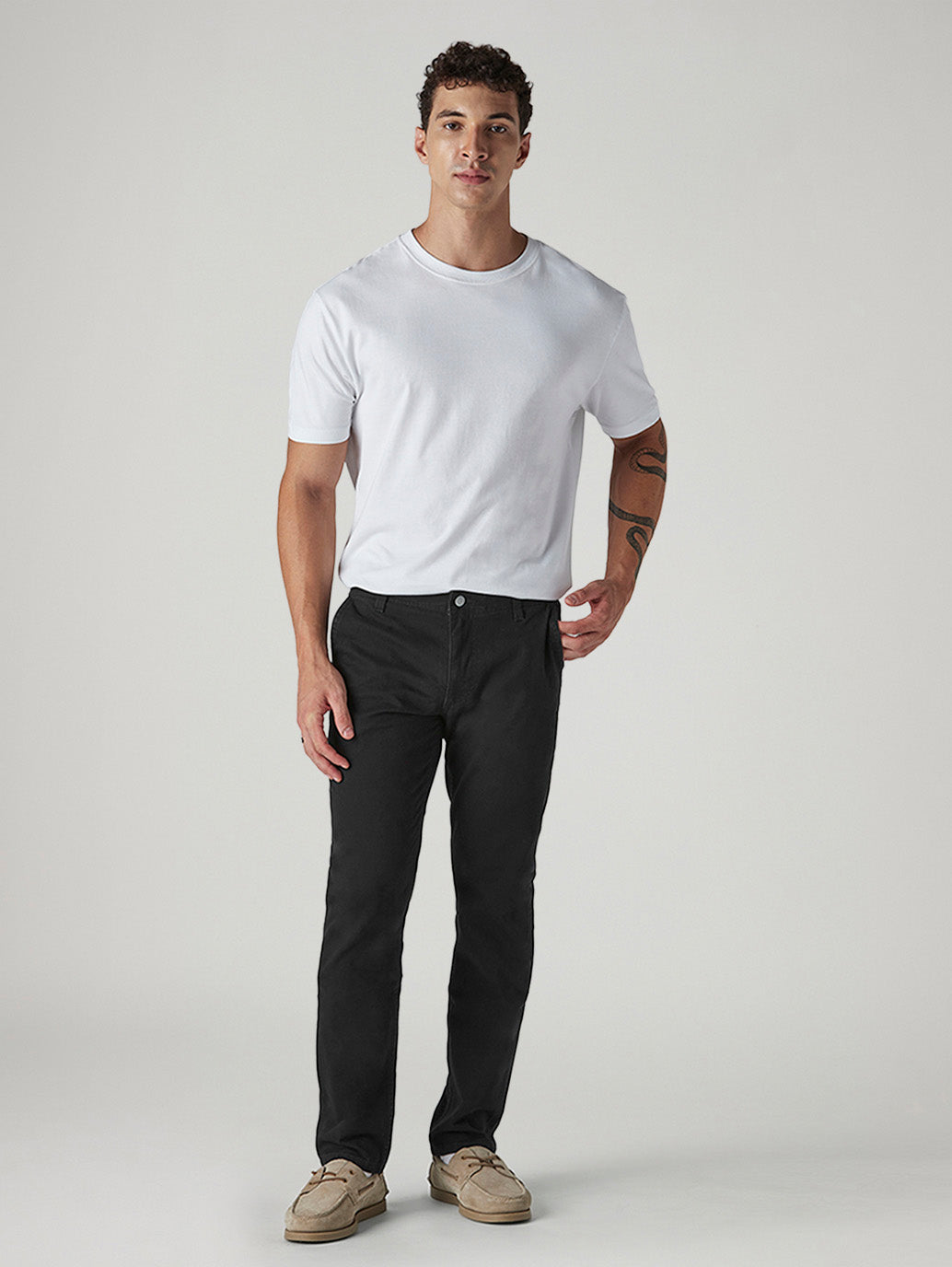 Men's 511 Black Slim Fit Mid Rise Chinos - Front View