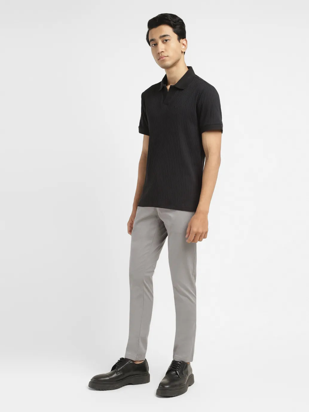 Men's 512 Grey Slim Tapered Fit Chinos - 954e32c2-2917-4d42-a9a7-648e14505b67 View