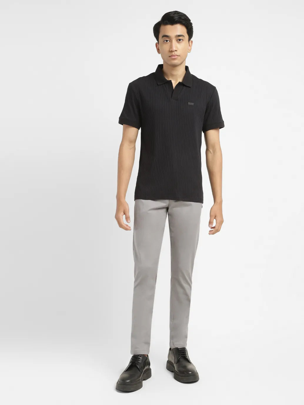 Men's 512 Grey Slim Tapered Fit Chinos - 583cbaa4-aef9-4f68-998f-657c1f2c1e3c View