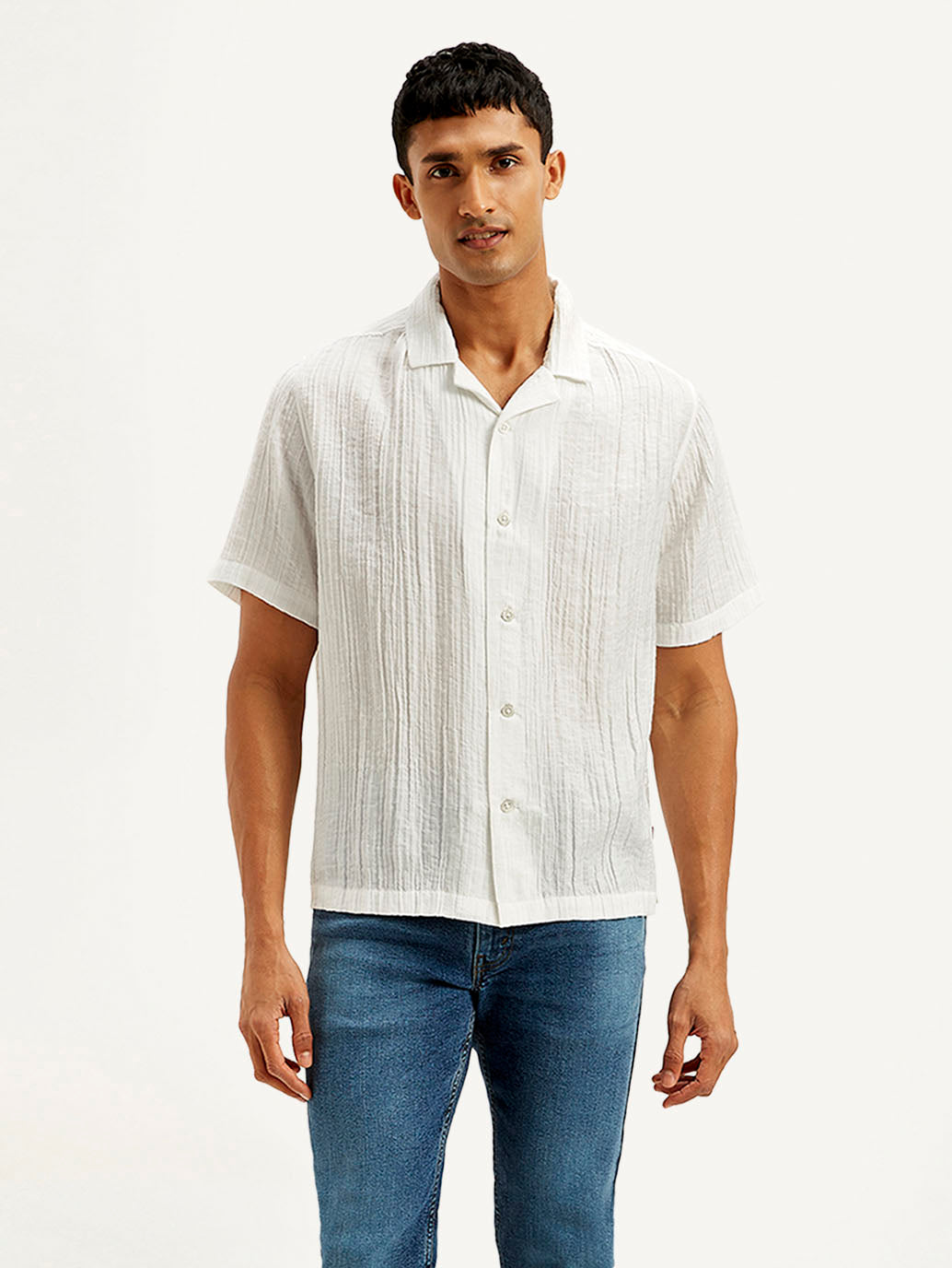 Men's Textured Resort Collar Relaxed Fit Shirt - Front View