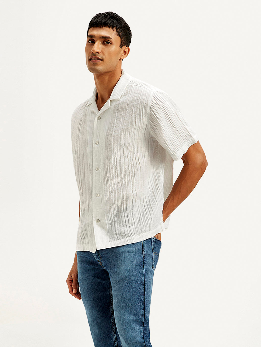 Men's Textured Resort Collar Relaxed Fit Shirt - Side View