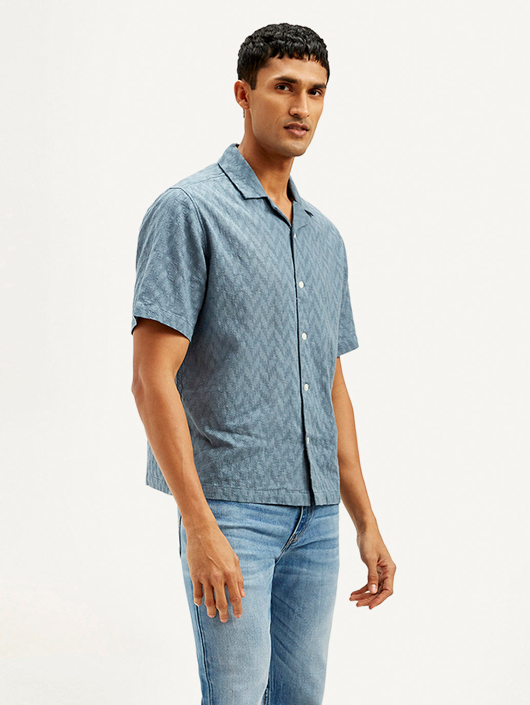 Men's Resort Collar Chevron Relaxed Fit Shirt - Side View