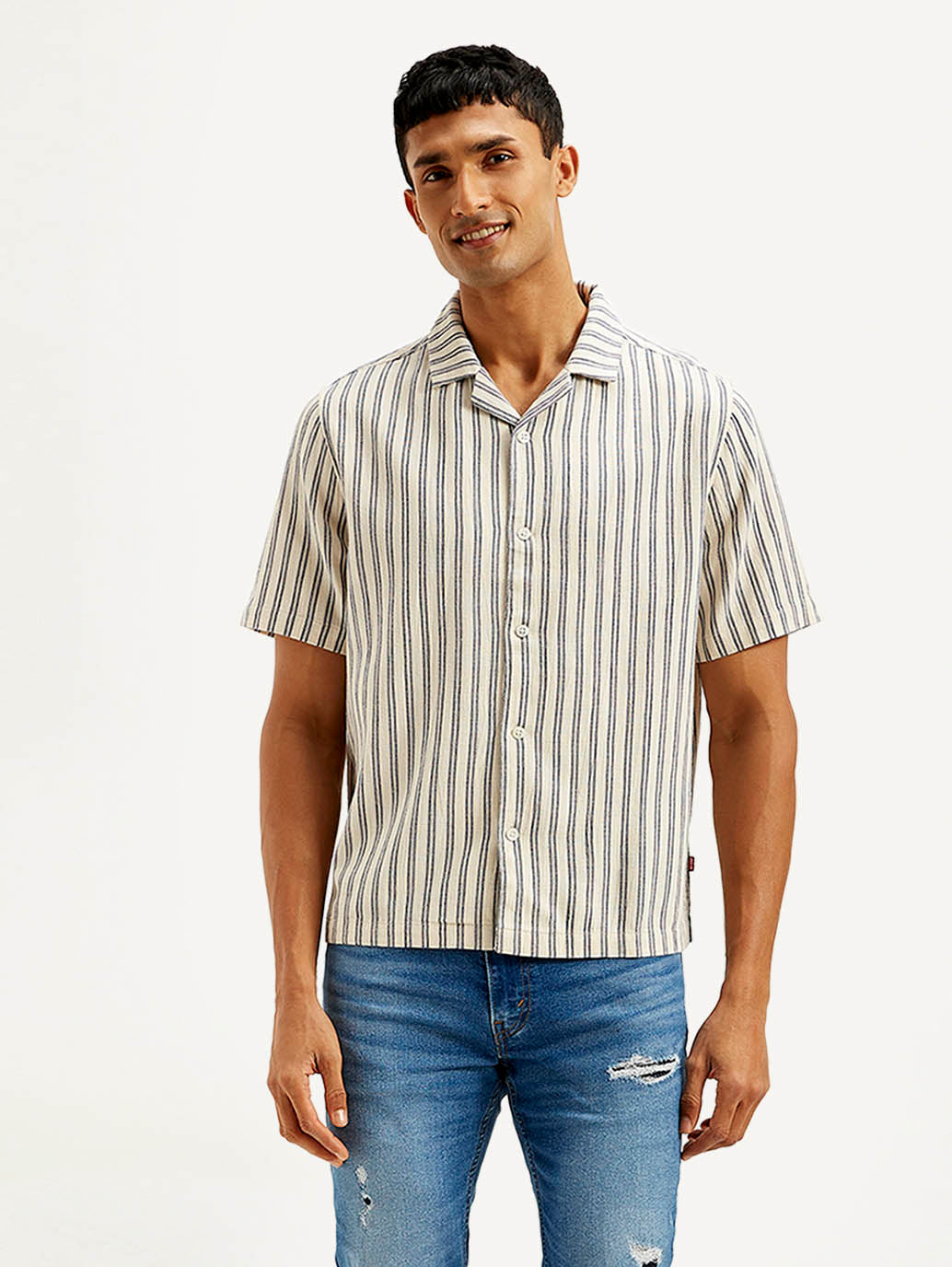 Men's Resort Collar Striped Relaxed Fit Shirt - Front View