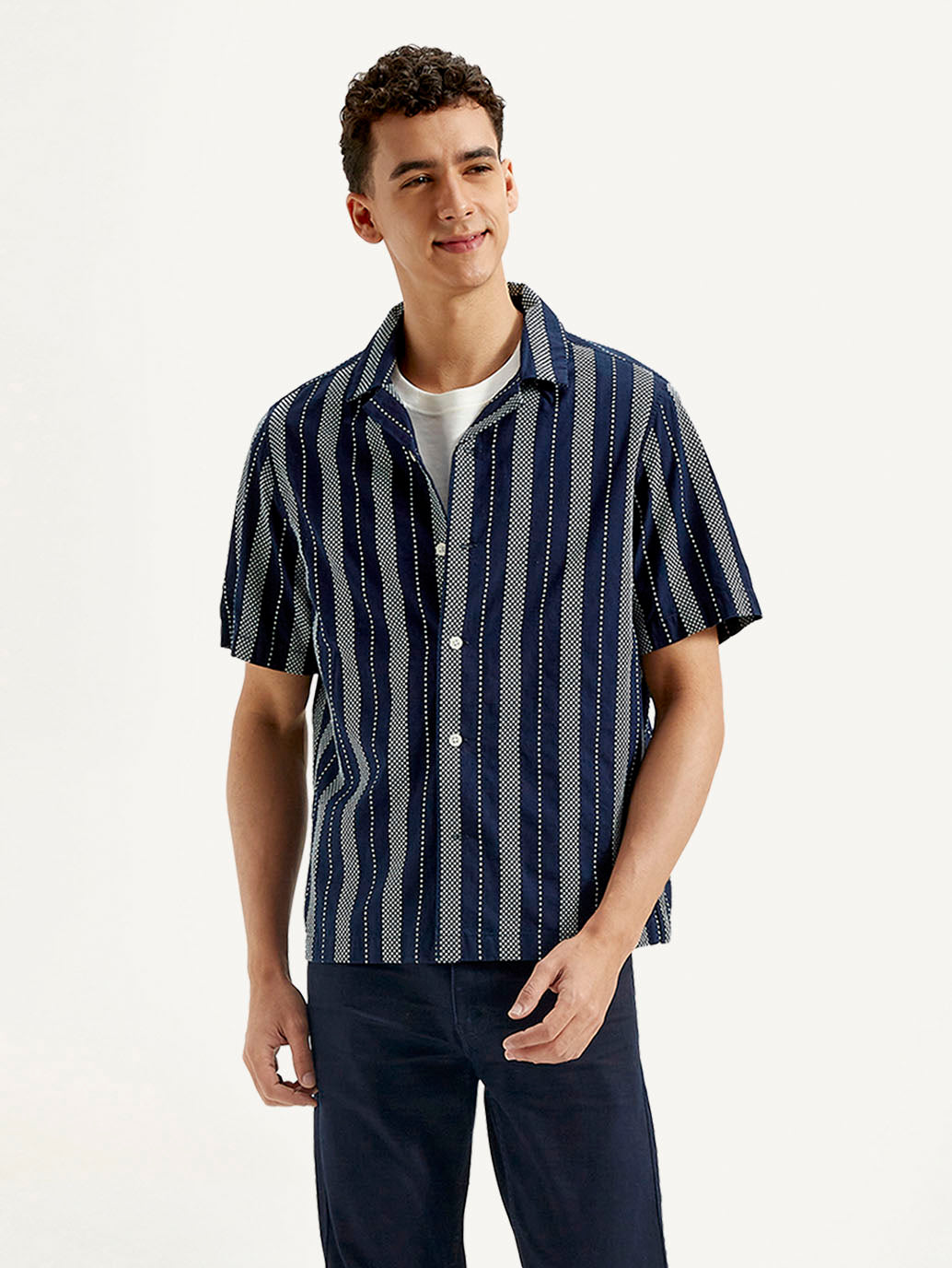 Men's Resort Collar Striped Relaxed Fit Shirt - Styleshot View