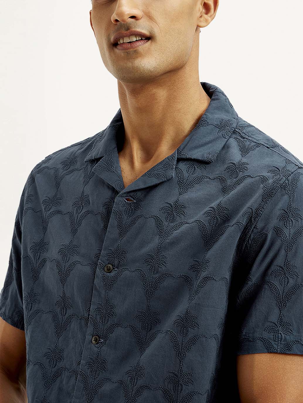 Men's Embroidered Resort Collar Relaxed Fit Shirt - Detail View