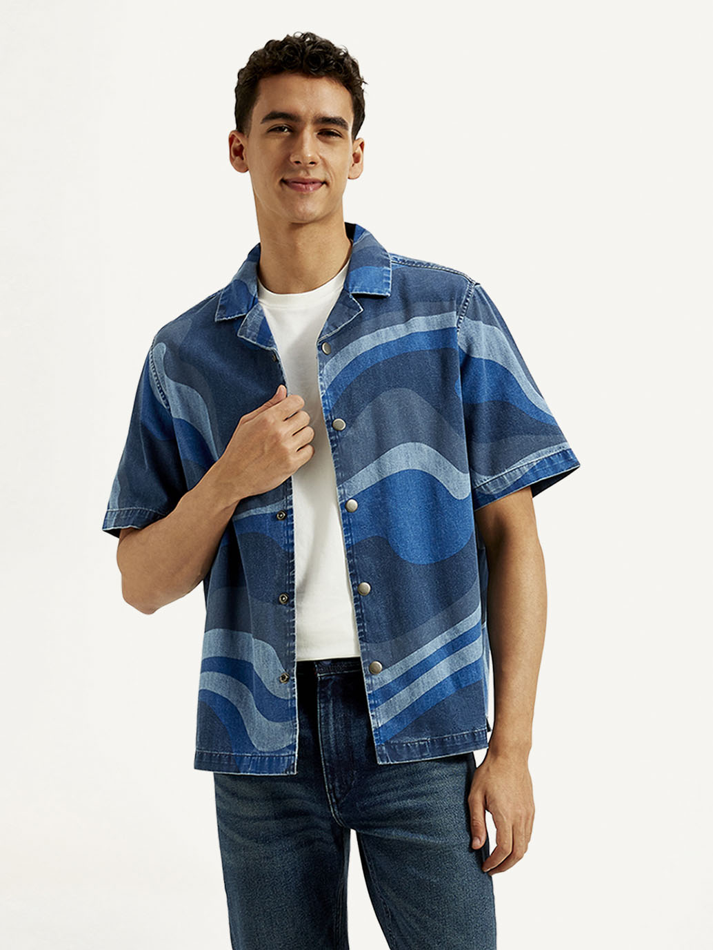 Men's Resort Collar Abstract Relaxed Fit Shirt - Styleshot View
