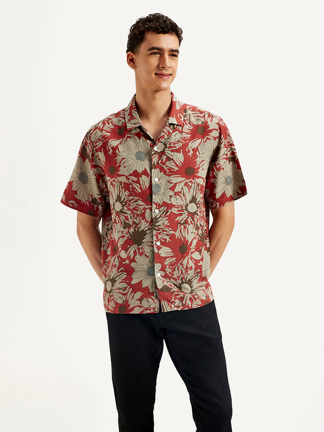 Men's Resort Collar Floral Relaxed Fit Linen Shirt - Front View