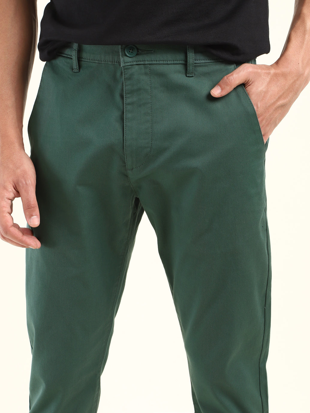 Men's 512 Slim Tapered Fit Green Chinos - FrontDetails View