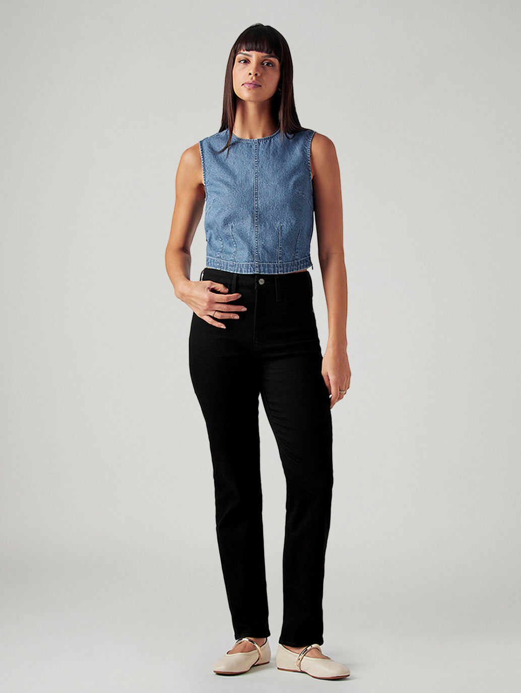 Women's 724 Black Slim Straight Fit High Rise Redloop Jeans - Styleshot View