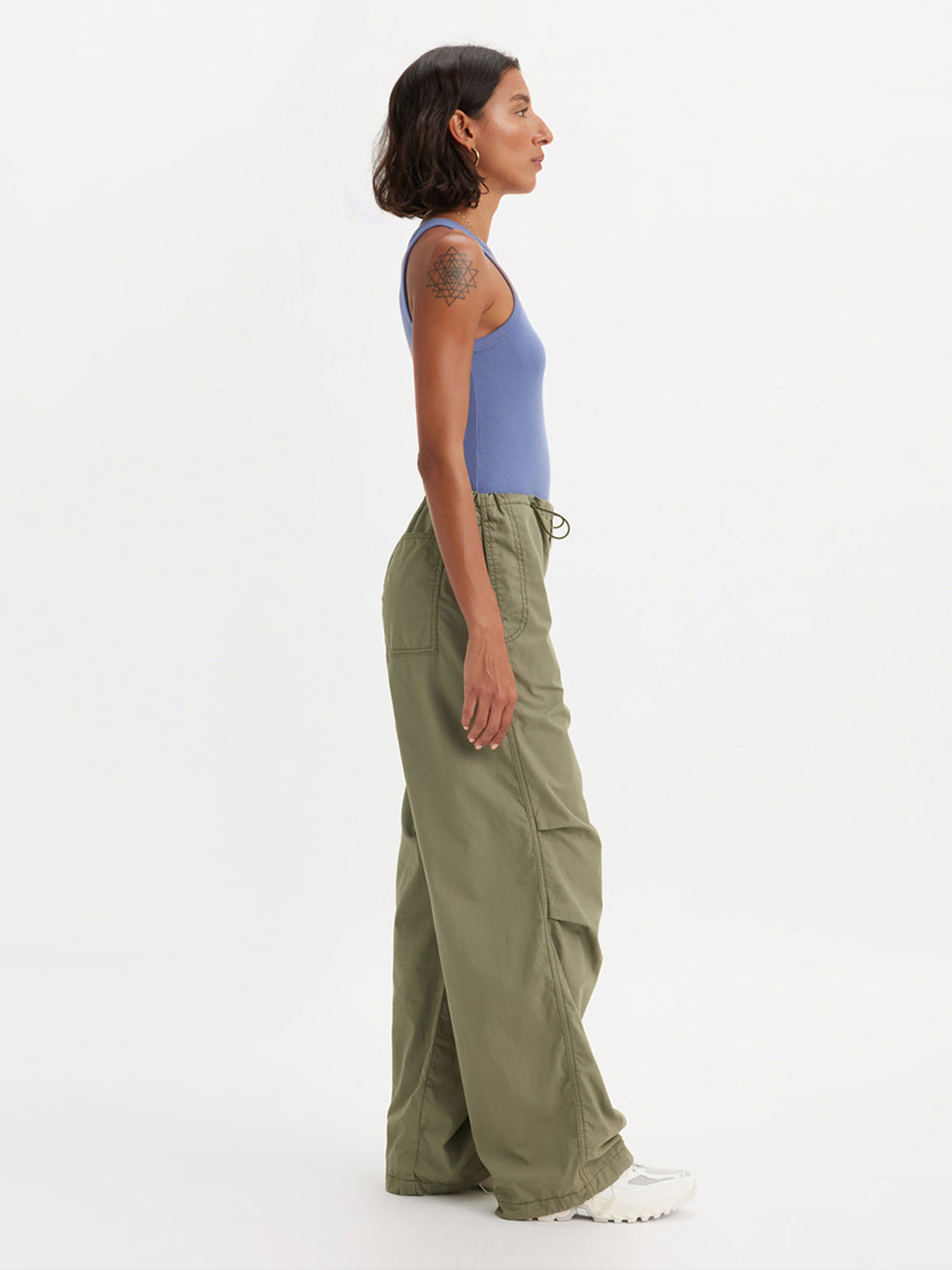 Women's Mid Rise Green Loose Fit Trousers - 3 View