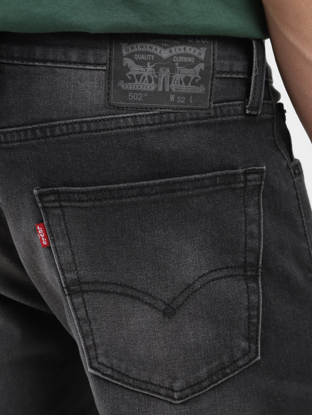 Men's 502 Tapered Fit Shorts - 2d6ed216-990e-4677-8b3c-388a100de854 View