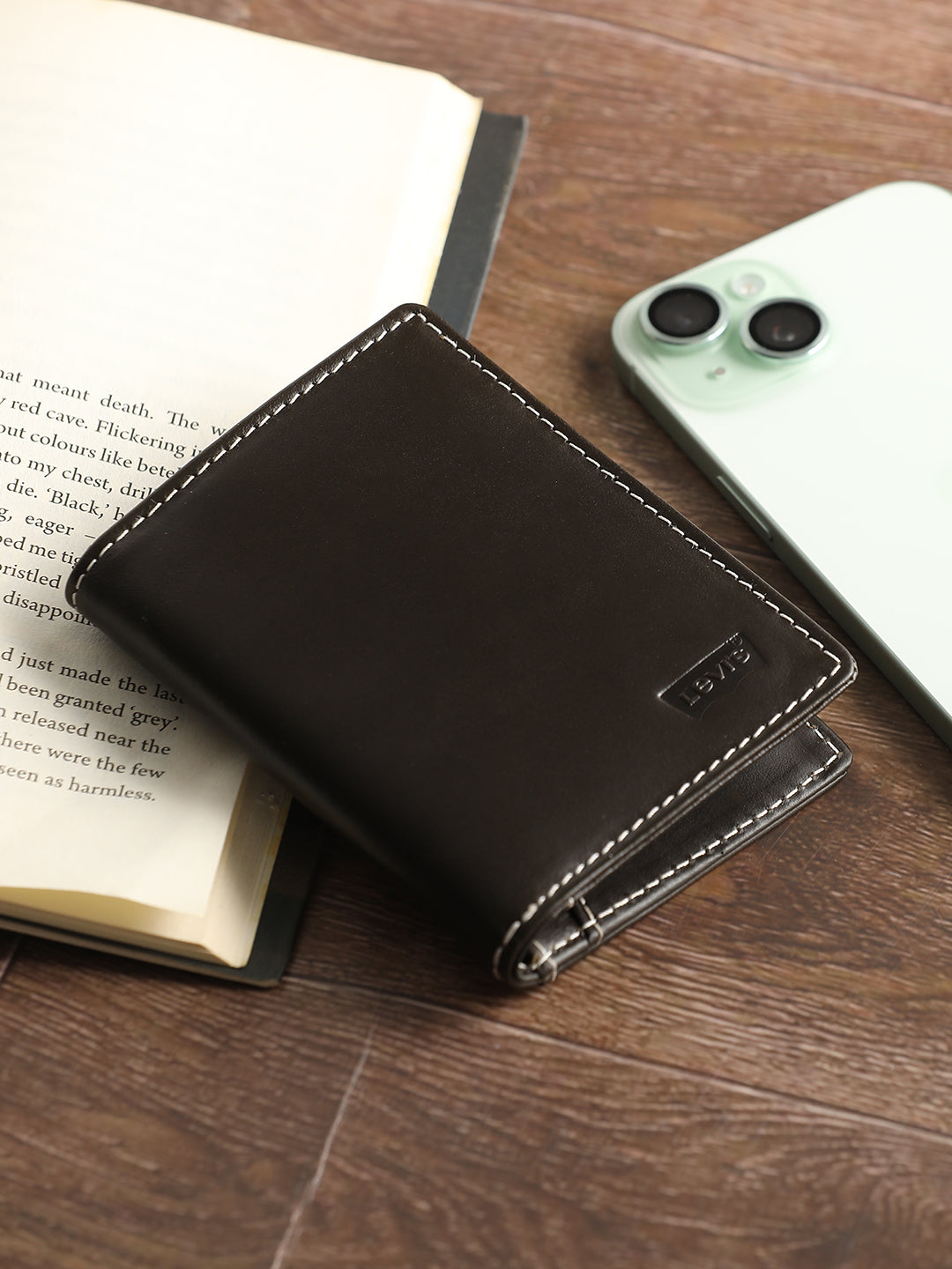 Men's Brown Solid Card Holder