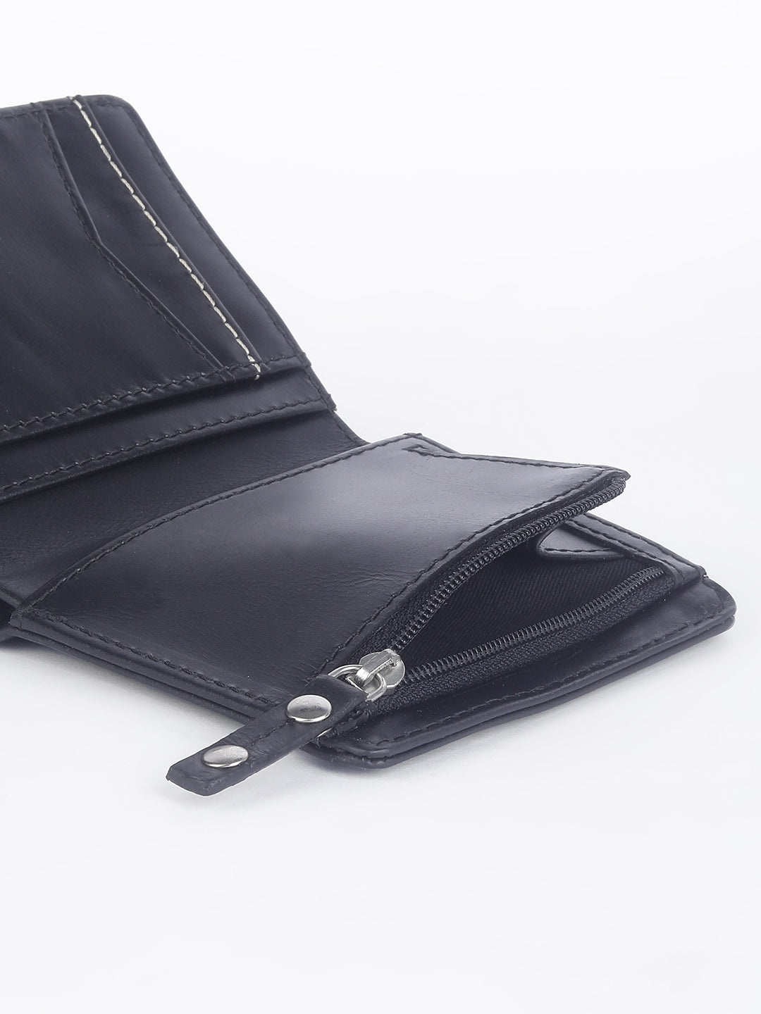 Men's Black Solid Bi-Fold Wallet - c114d22c-e791-46ba-95ff-154f1df32c1e View