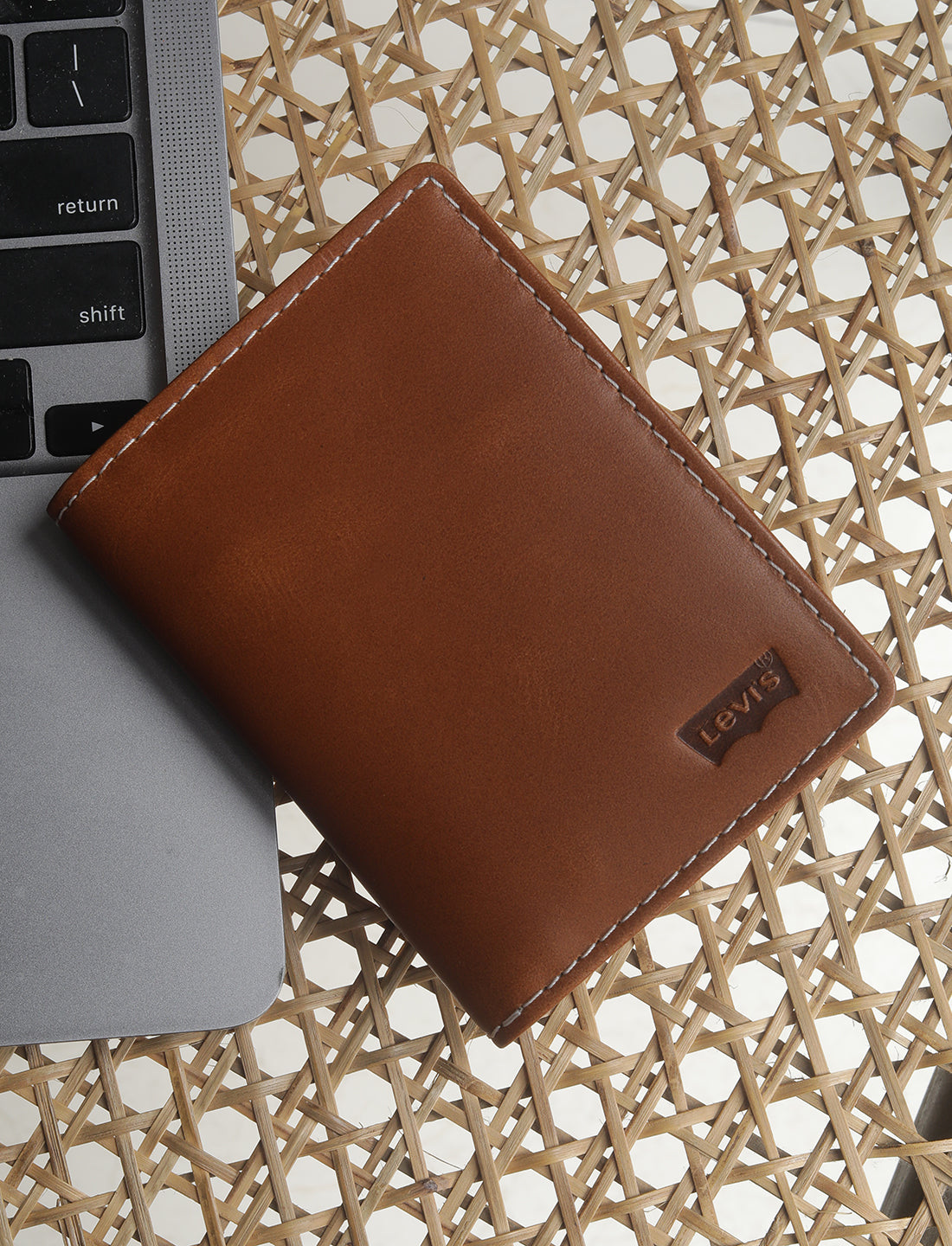 Men's Tan Solid Card Holder