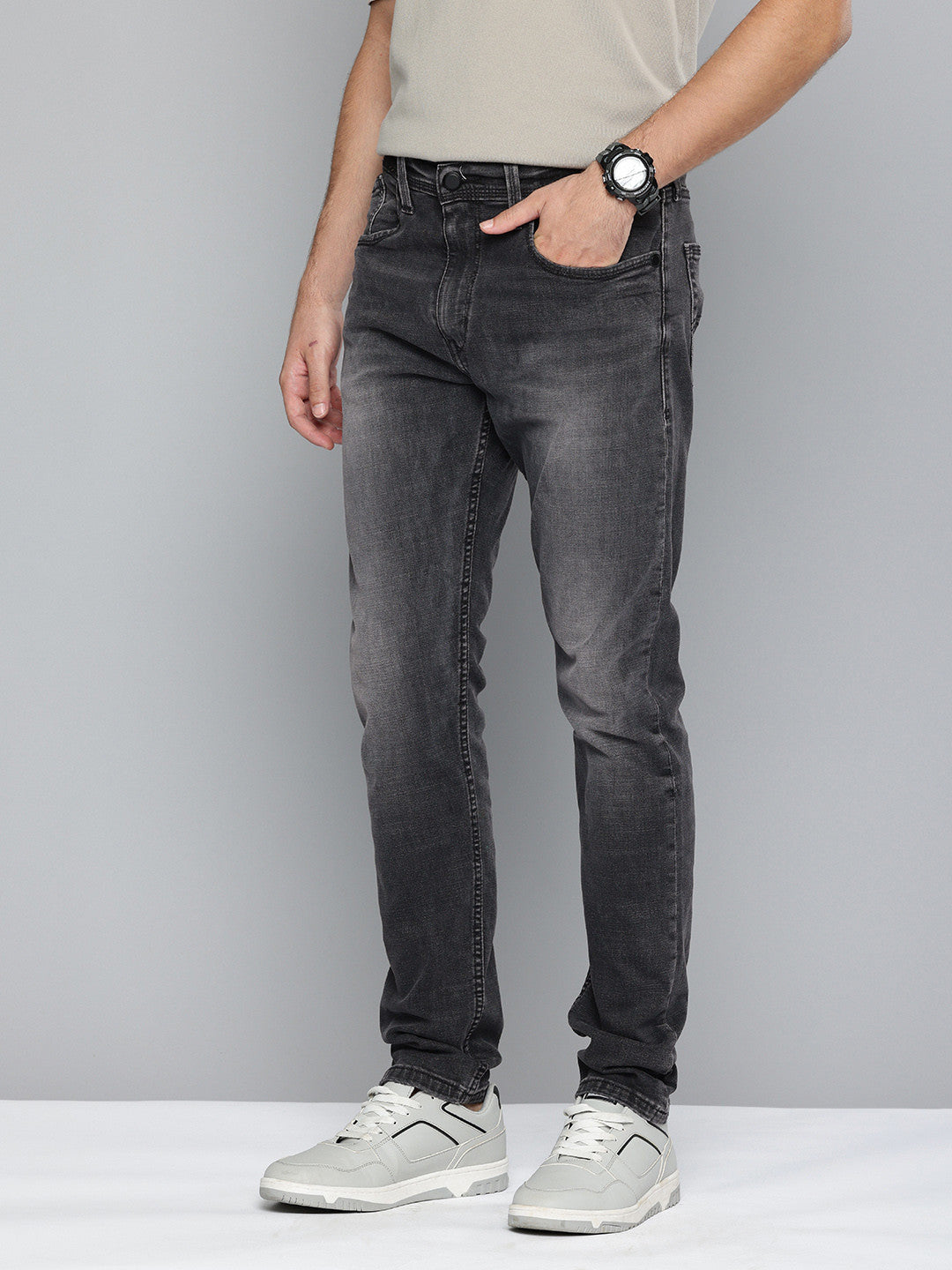 Men's 512 Black Slim Tapered Fit Mid Rise Jeans - a4b1c5ad-ac77-4455-9a87-8c74da17acdd1747302446215-Mens-512-Slim-Tapered-Fit-Black-Jeans-421747302445722-2 View