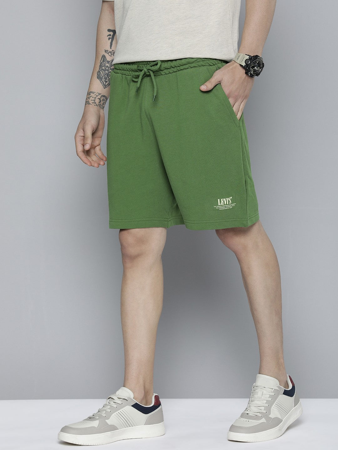 Men's Red Regular Fit Shorts - a69d8f97-0a91-4a4c-ad66-d7bc77ebadfa1710924603033-Levis-Men-Shorts-5881710924602466-2 View