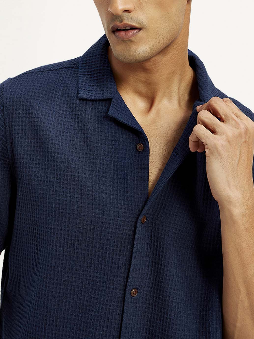 Men's Resort Collar Textured Relaxed Fit Shirt - Detail View
