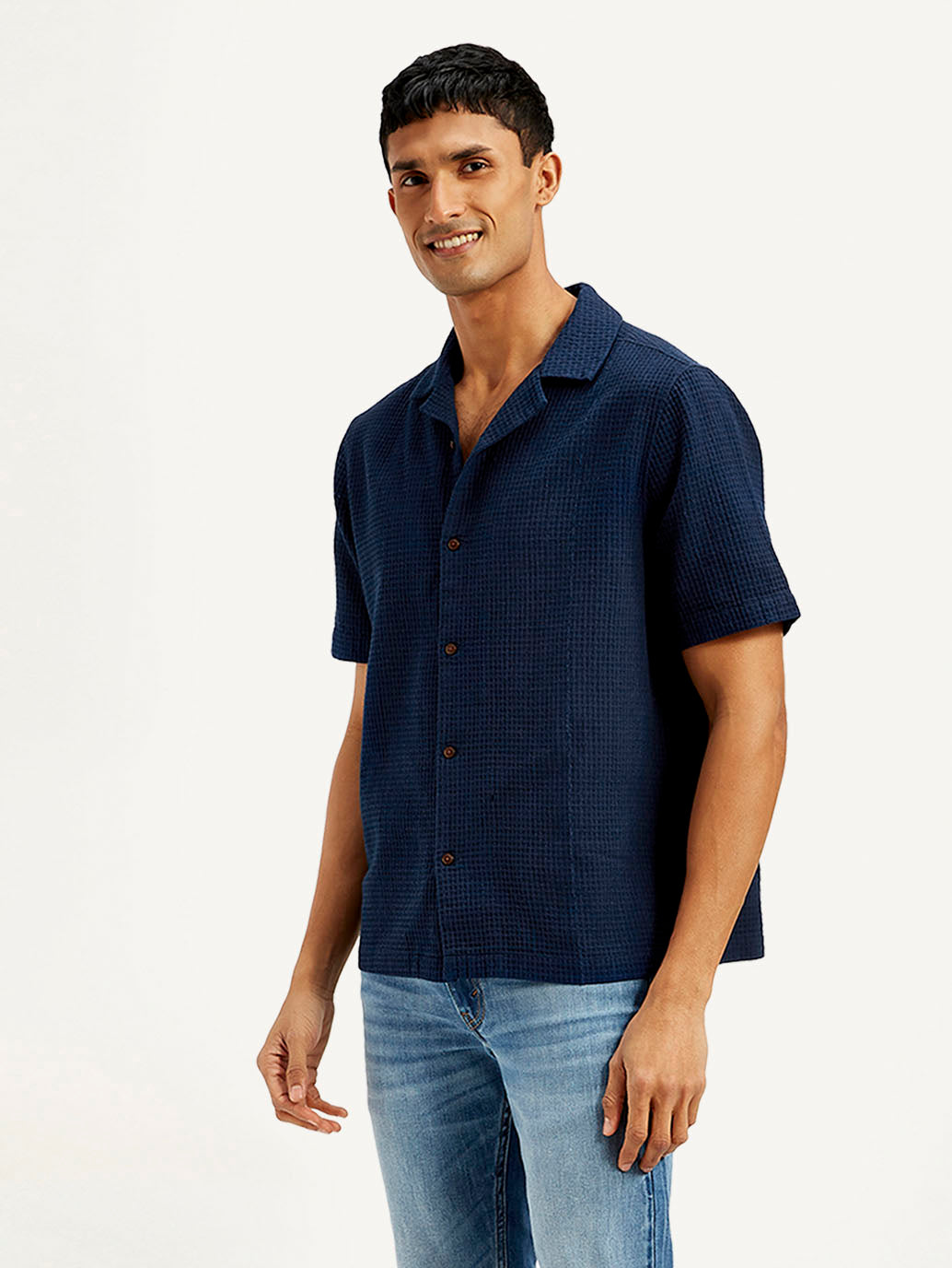 Men's Resort Collar Textured Relaxed Fit Shirt - Side View