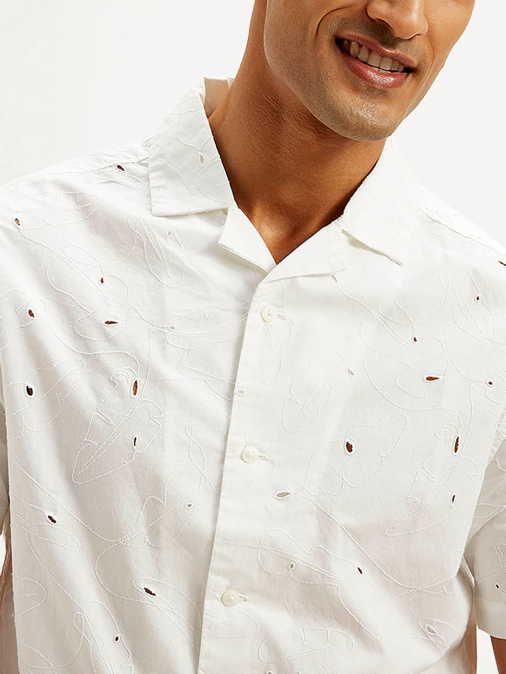 Men's Resort Collar Embroidered Relaxed Fit Shirt - Detail View