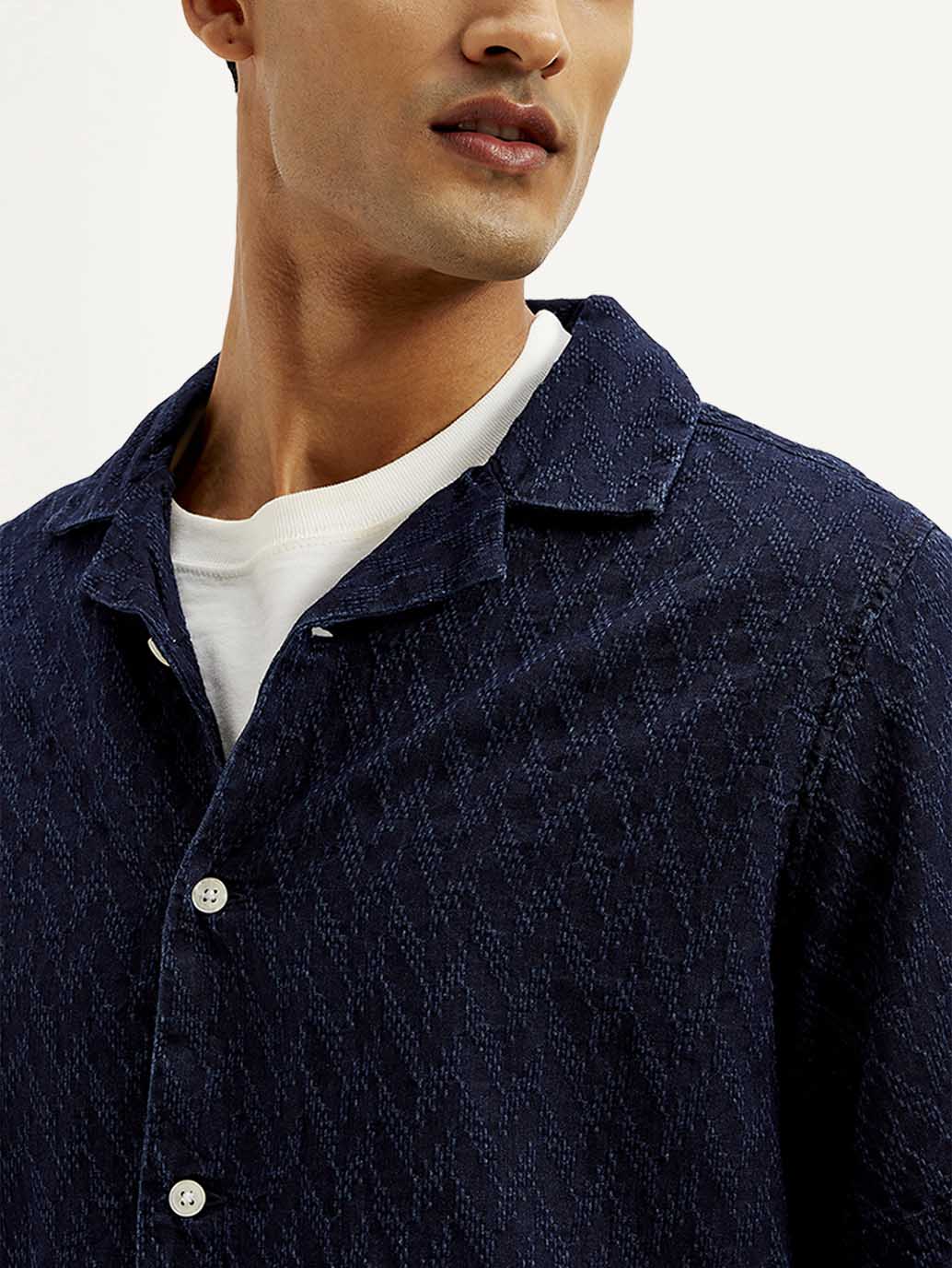 Men's Resort Collar Textured Relaxed Fit Shirt - Detail View