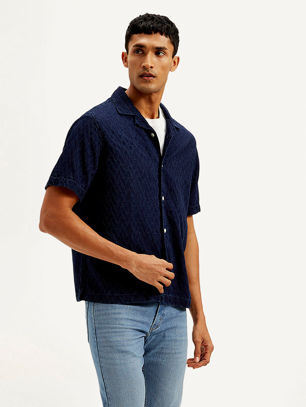 Men's Resort Collar Textured Relaxed Fit Shirt - Side View