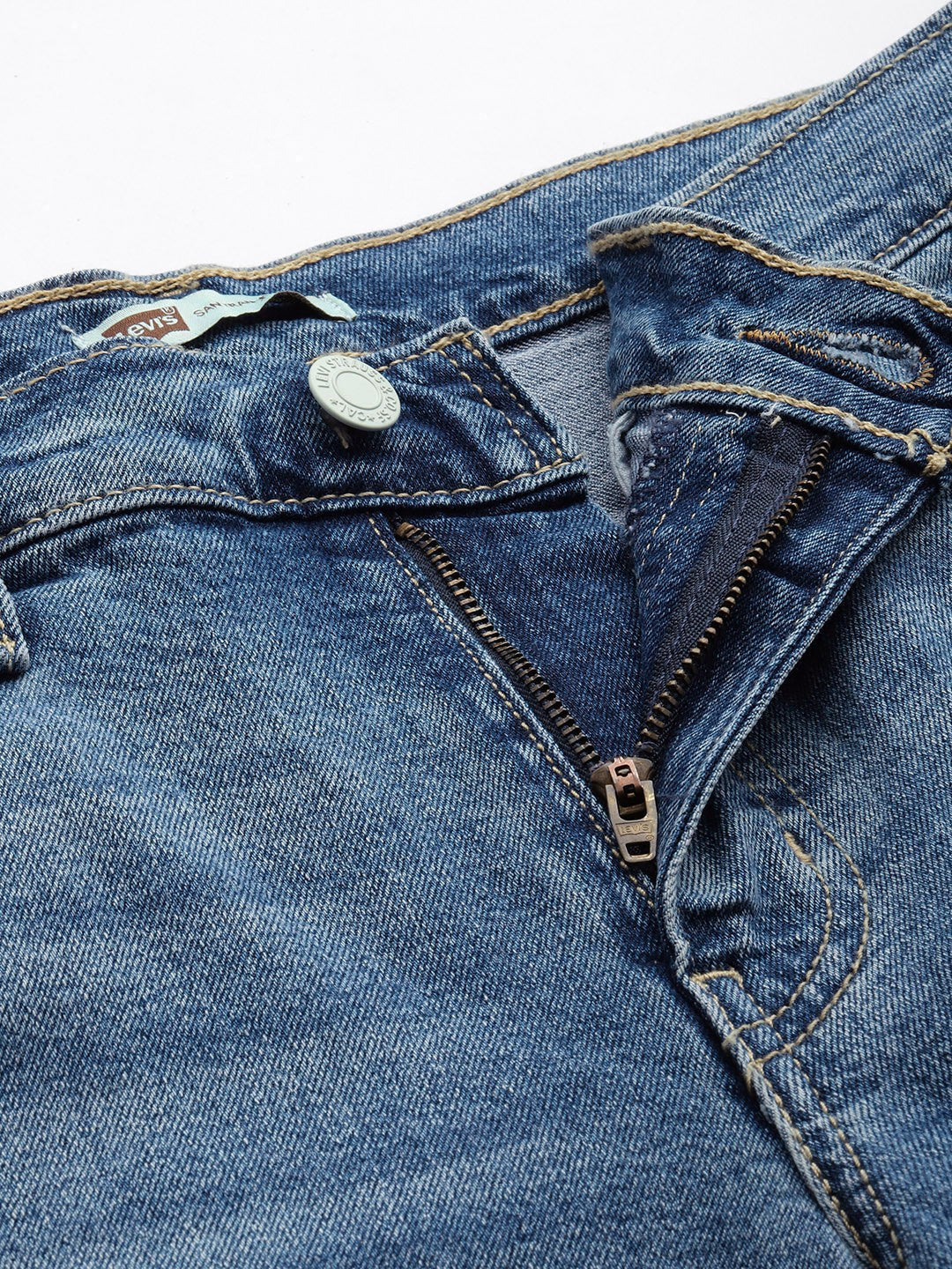 Women's 94 Blue Baggy Wide Leg Fit Mid Rise Jeans - b930e8e2-8982-4ebf-8beb-52f32f7ed6231726556327964-Levis-Women-Jeans-9891726556327462-5 View