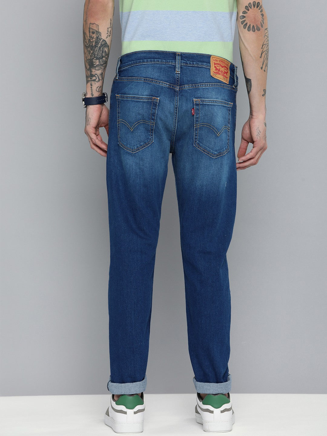 Men's 512 Blue Slim Tapered Fit Mid Rise Jeans - bd0f808b-72fc-435c-ae7e-db6358a82fe81704780760269-Levis-Men-Jeans-3731704780759772-3 View