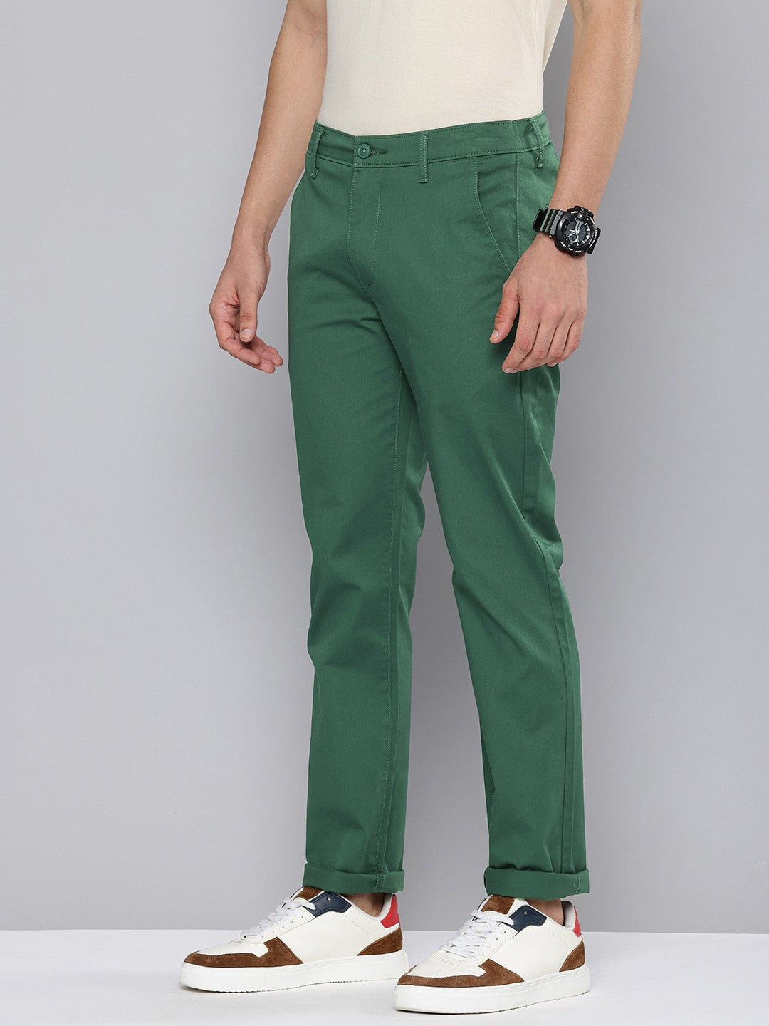Men's 511 Slim Fit Green Chinos - c786c06f-22f5-4bc1-8d56-61423c4982ee1716367333589-Levis-Men-Trousers-5511716367333182-2 View