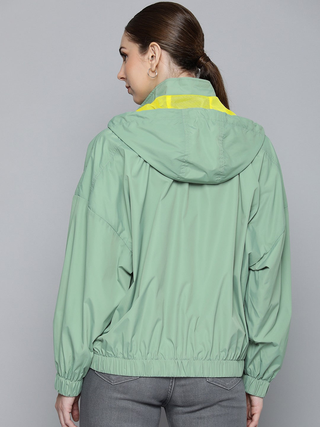 Women's Solid Light Green Hooded Jacket - d049e0d4-a546-4cd2-805e-8babeb09a0d71694427719682-Levis-Women-Jackets-4371694427719206-4 View